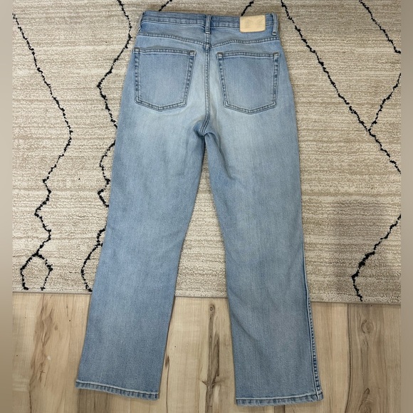 Everlane Cheeky Bootcut Jeans - Picture 5 of 6